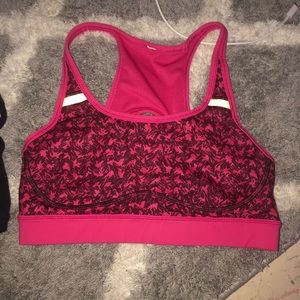 Lululemon sports bra